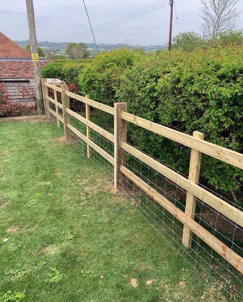 This is a photo of a picket fence and picket gate installed by Fast Fix Fencing Upwell
